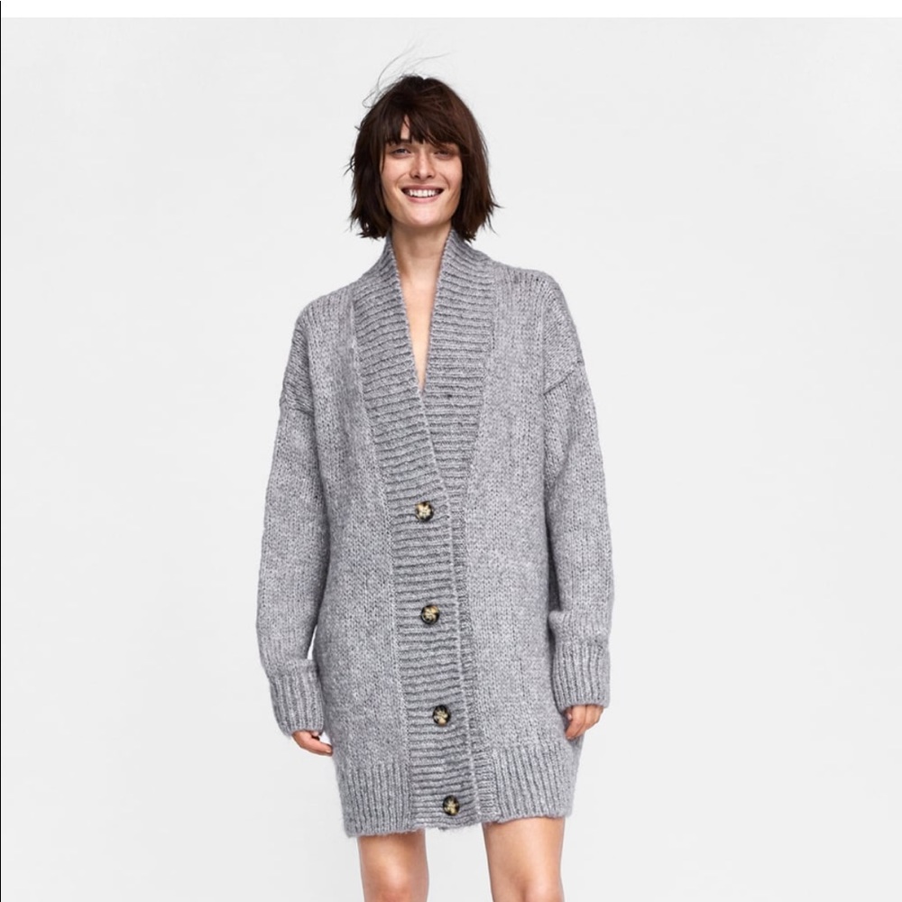 Zara “Texturized Oversized Cardigan